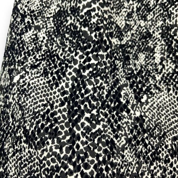 🆕 Topshop Mini Leopard Print Flocked Moto Skirt - Monochrome - Picture 8 of 10